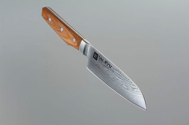 【美しい霞模様のダマスカス包丁】UN-RYU 雲竜 ミドル三徳包丁 15cm 日本製 燕三条 霞模様 木ハンドル 包丁 ナイフ 150mm 41565 下村工業
