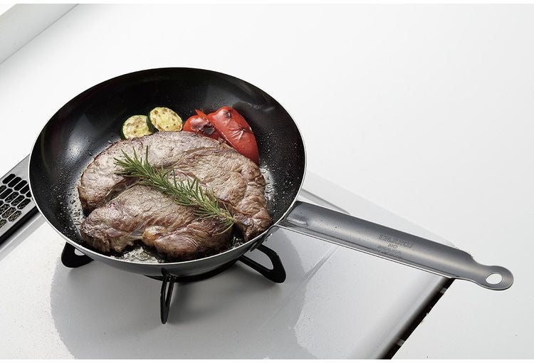 燕三条製 鉄フライパン24cm IH・オーブン対応