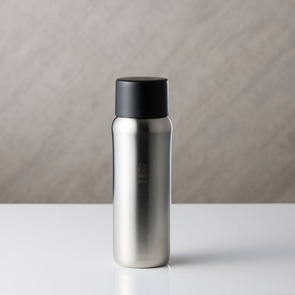 燕三条で作る真空マグボトル 360ml ステンレス 保冷 保温 真空断熱 二層構造 丸みデザイン 日本製 燕三条 水筒 【Made in TSUBAME】スリム シンプル シルバー ボトル おしゃれ