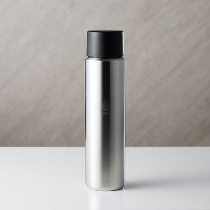 燕三条で作る真空マグボトル 500ml ステンレス 保冷 保温 真空断熱 二層構造 ストレート 日本製 燕三条 水筒 【Made in TSUBAME】スリム シンプル シルバー ボトル おしゃれ