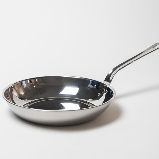 日本製 燕三条 ステンレス3層フライパン 18cm 20年保証 ガス火・IH対応 アルミクラッド三層フライパン ステンレス製 フライパン フッ素不使用 フジノス(代引不可)